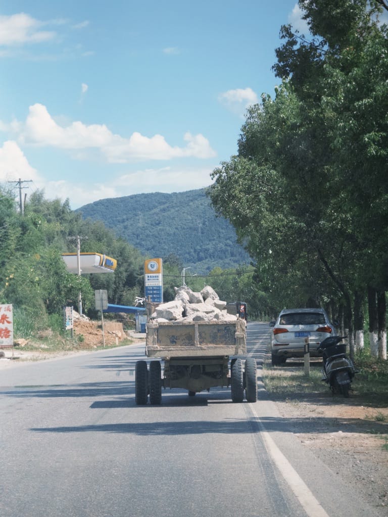 五轮摩托车