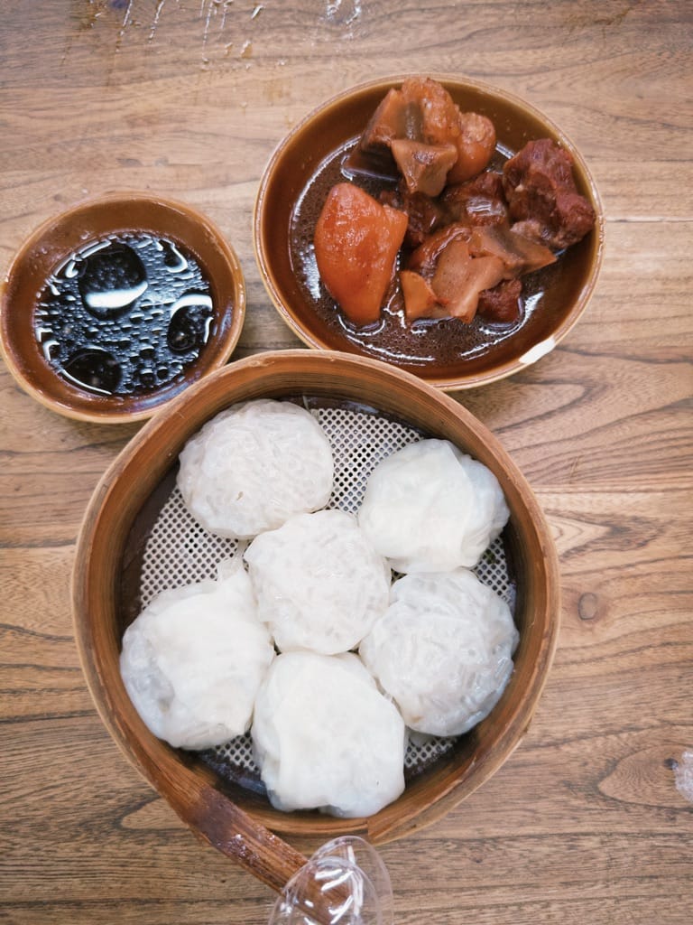 小笼包和猪脚
