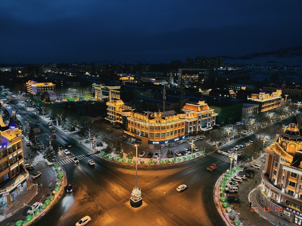 傍晚的十字路口