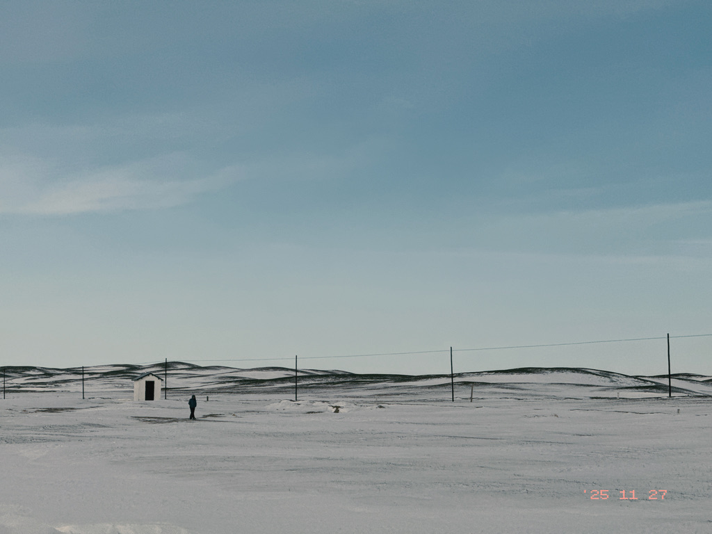 荒原、小屋、人，成了天然的美景