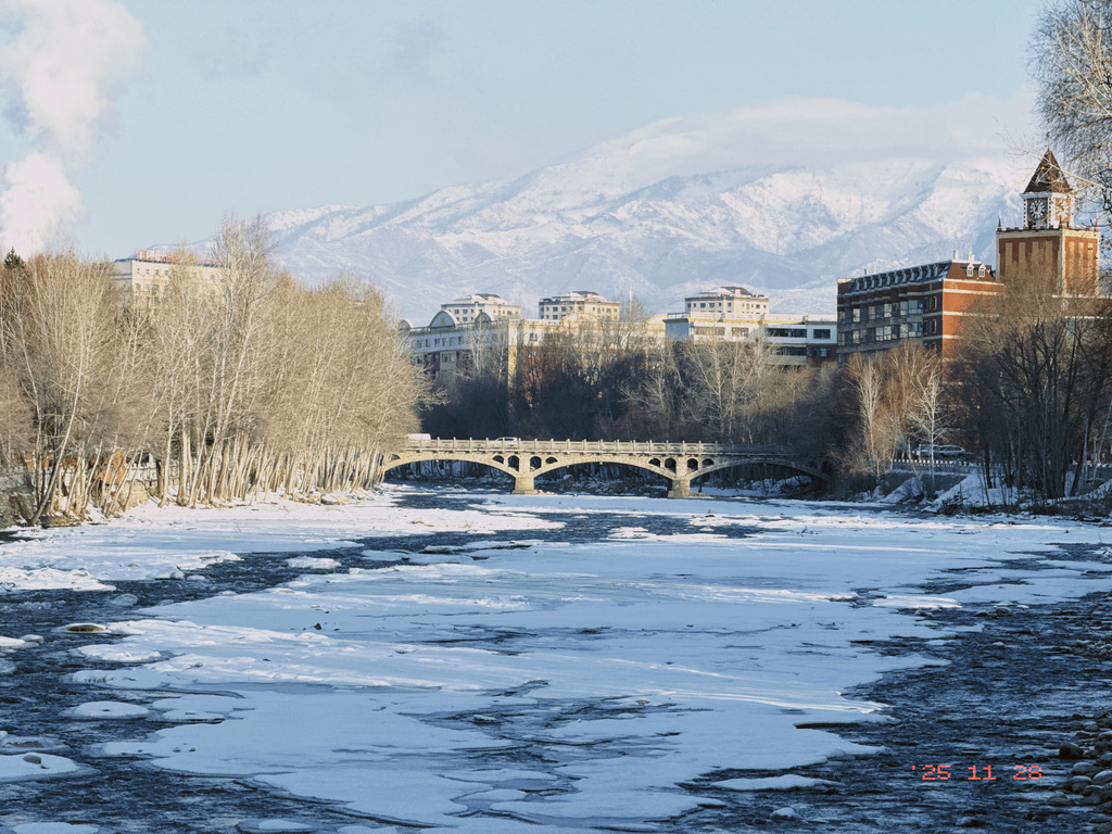 美丽的冰河克兰河