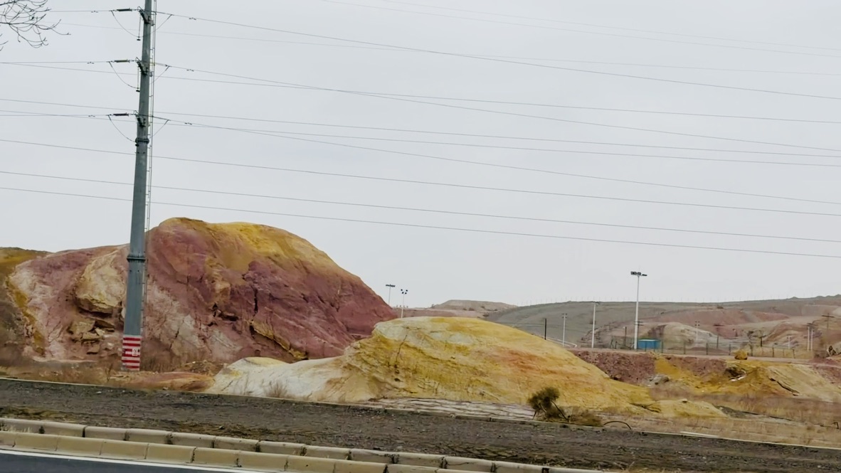 克拉玛依的丹霞地貌