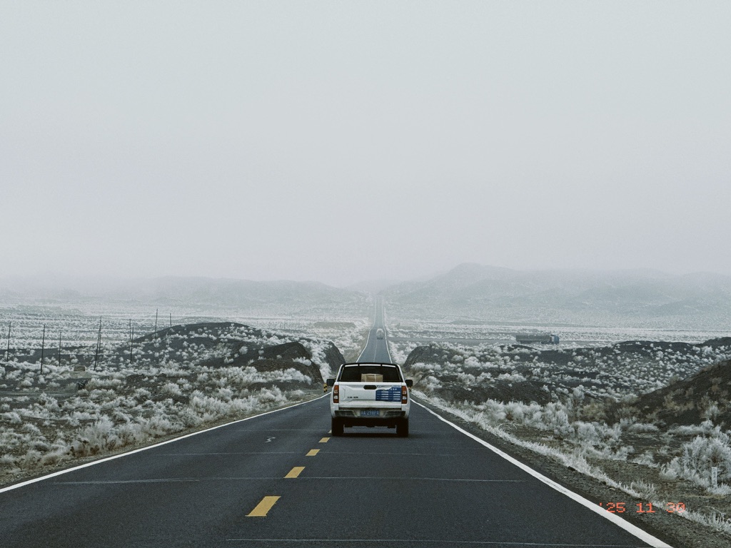 还是前面那辆车