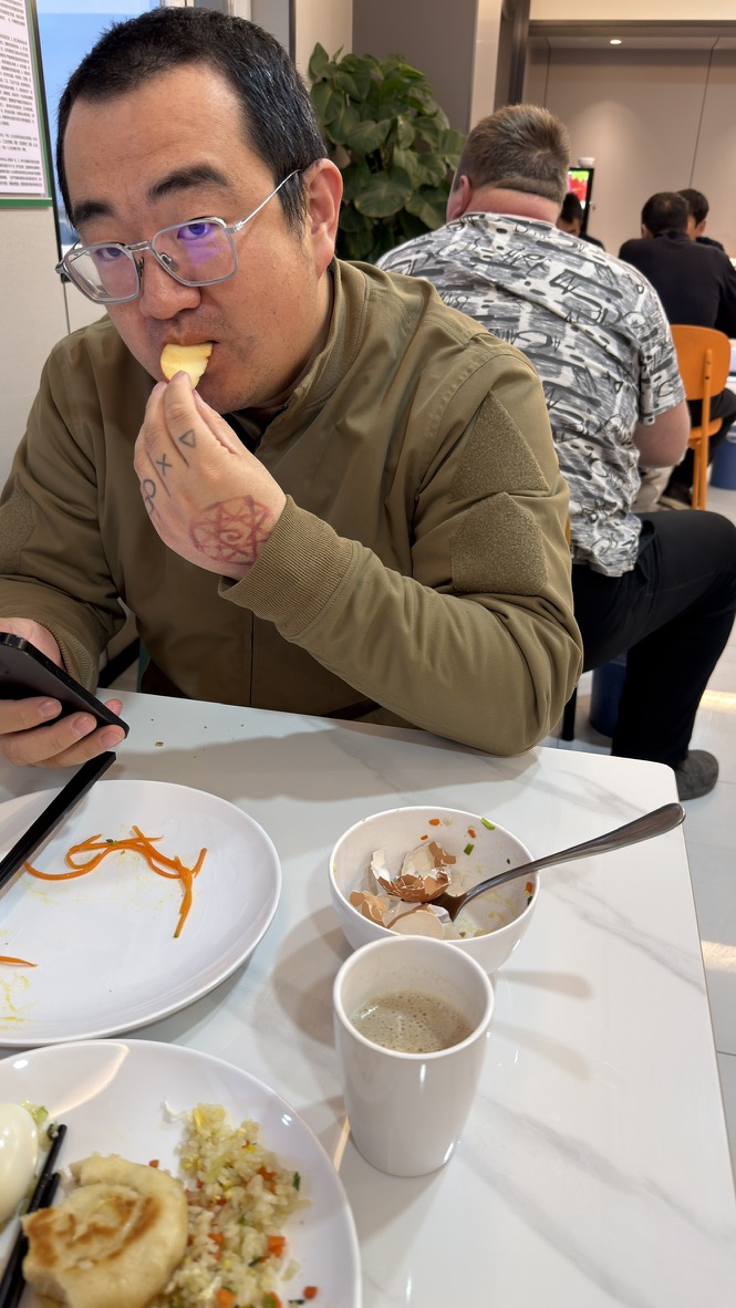 一个有我两个大的毛子