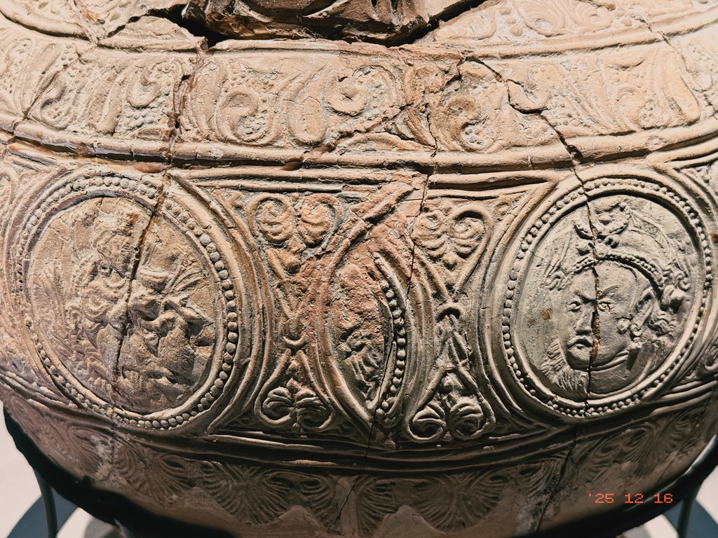 终究没能再现一个圆