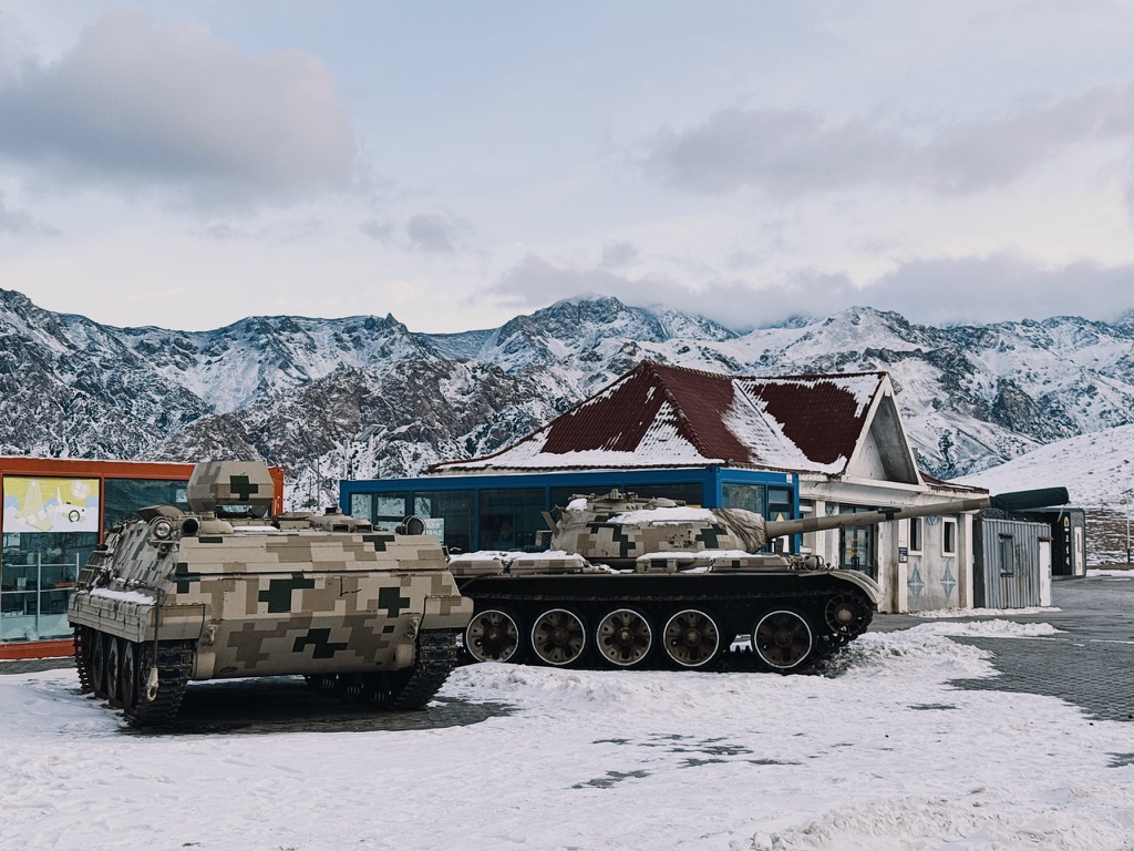 景区里为什么都喜欢放点退役兵器