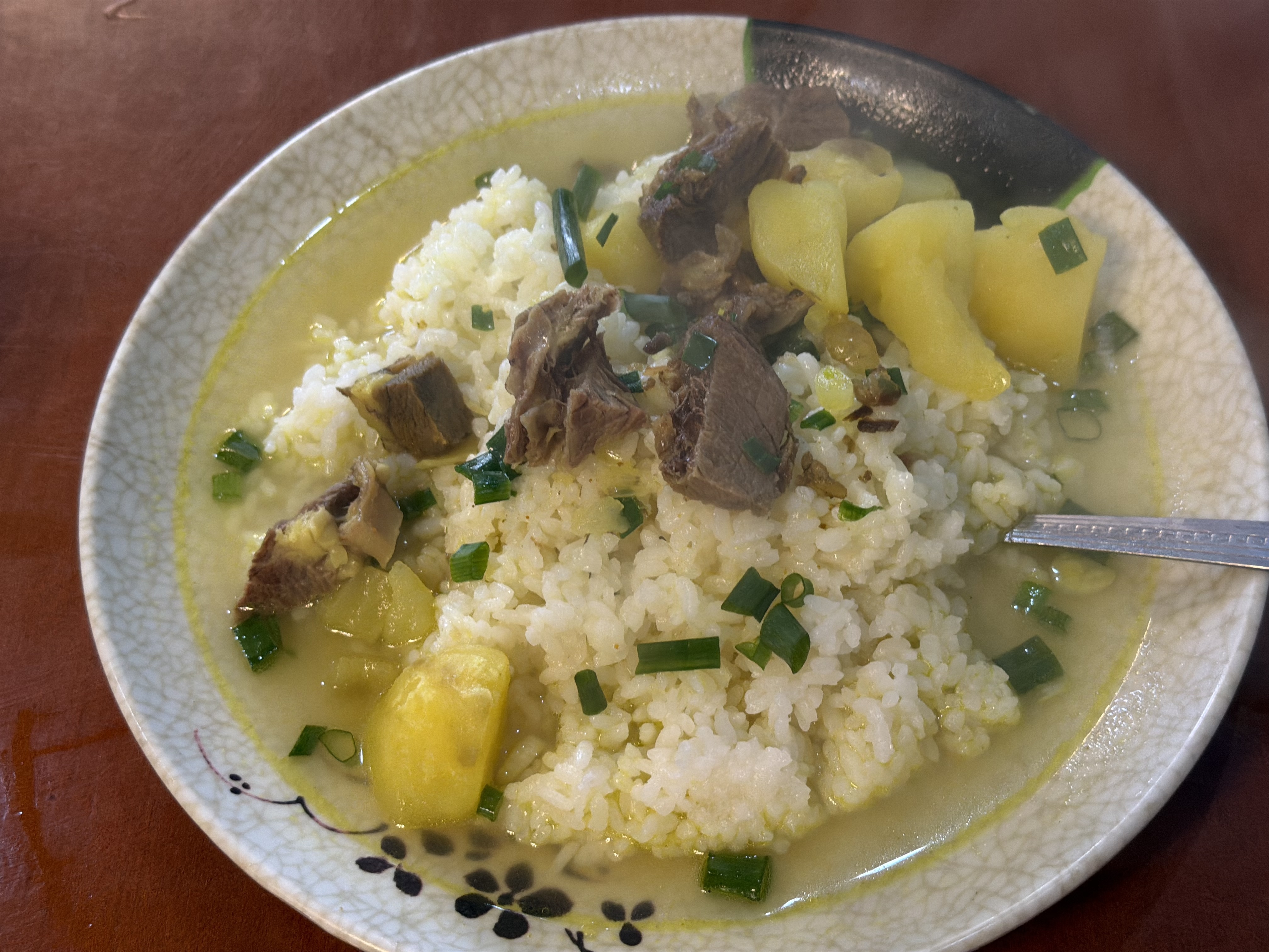 非常淡的咖喱饭