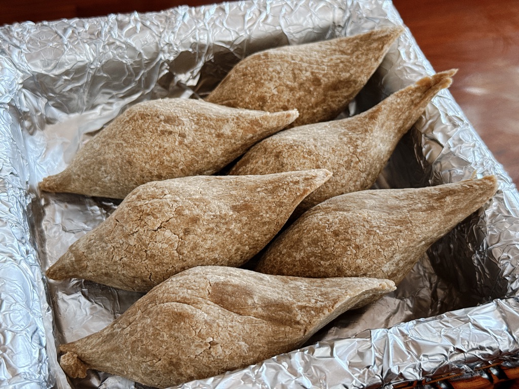 糌粑，吃了一口