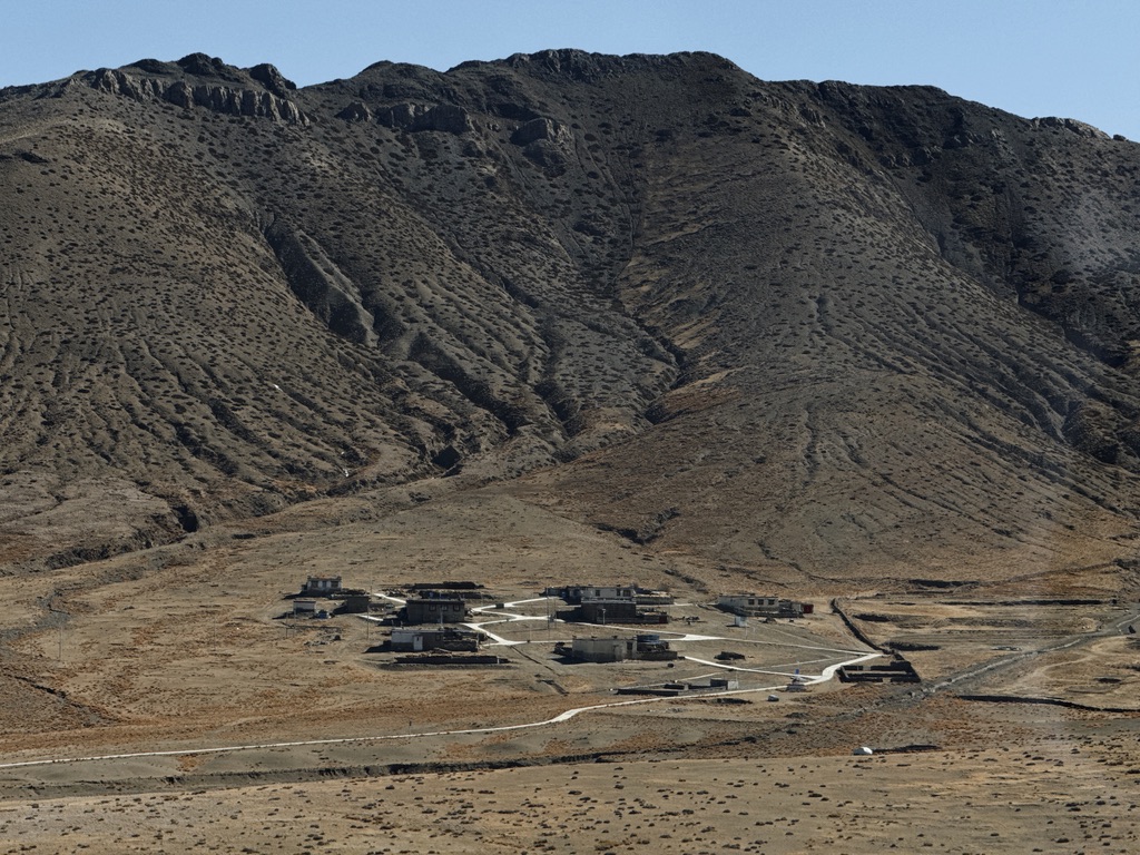 只有七户人家的村子