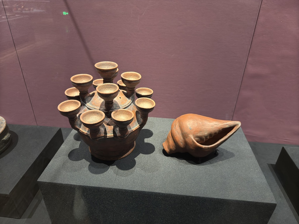 这不是喝茶的，是贡灯