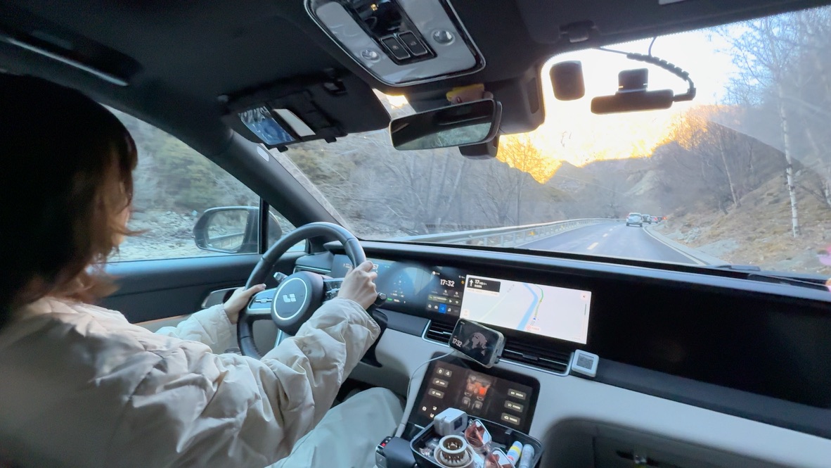 G318 盘山路上的恙