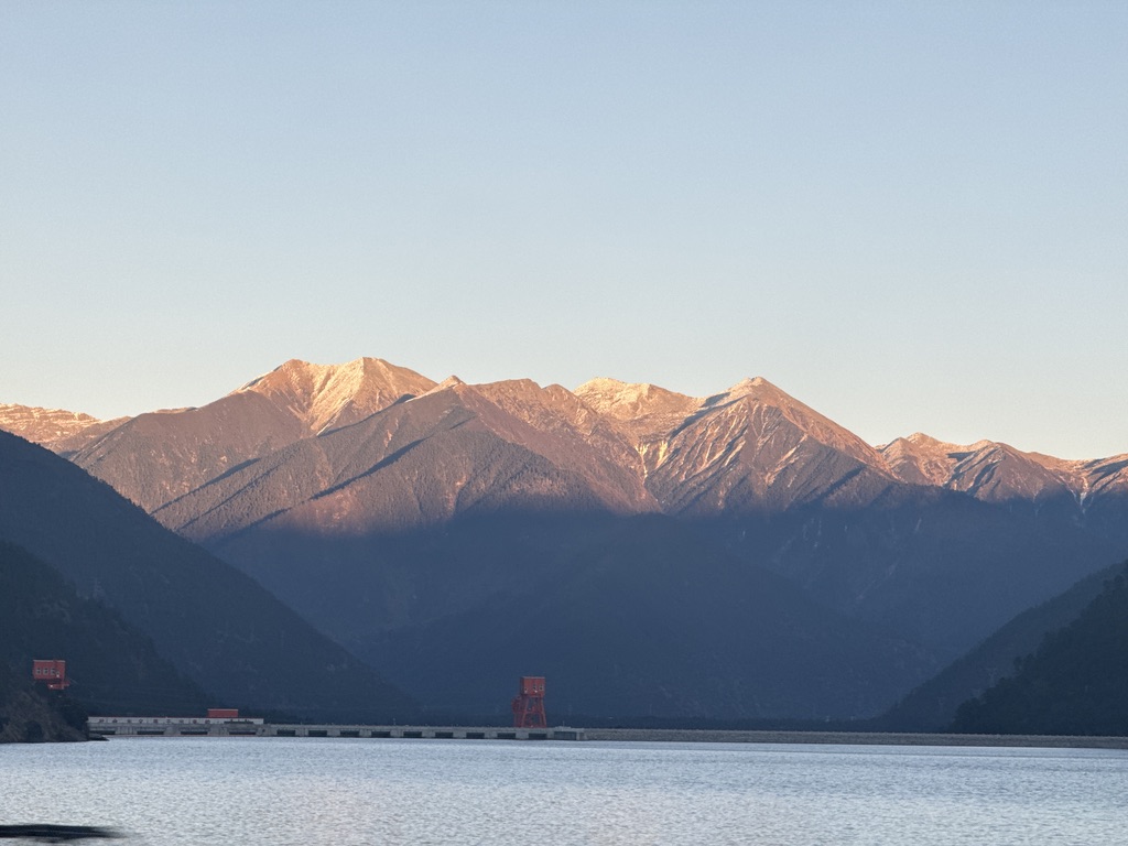 尼洋曲上的水库