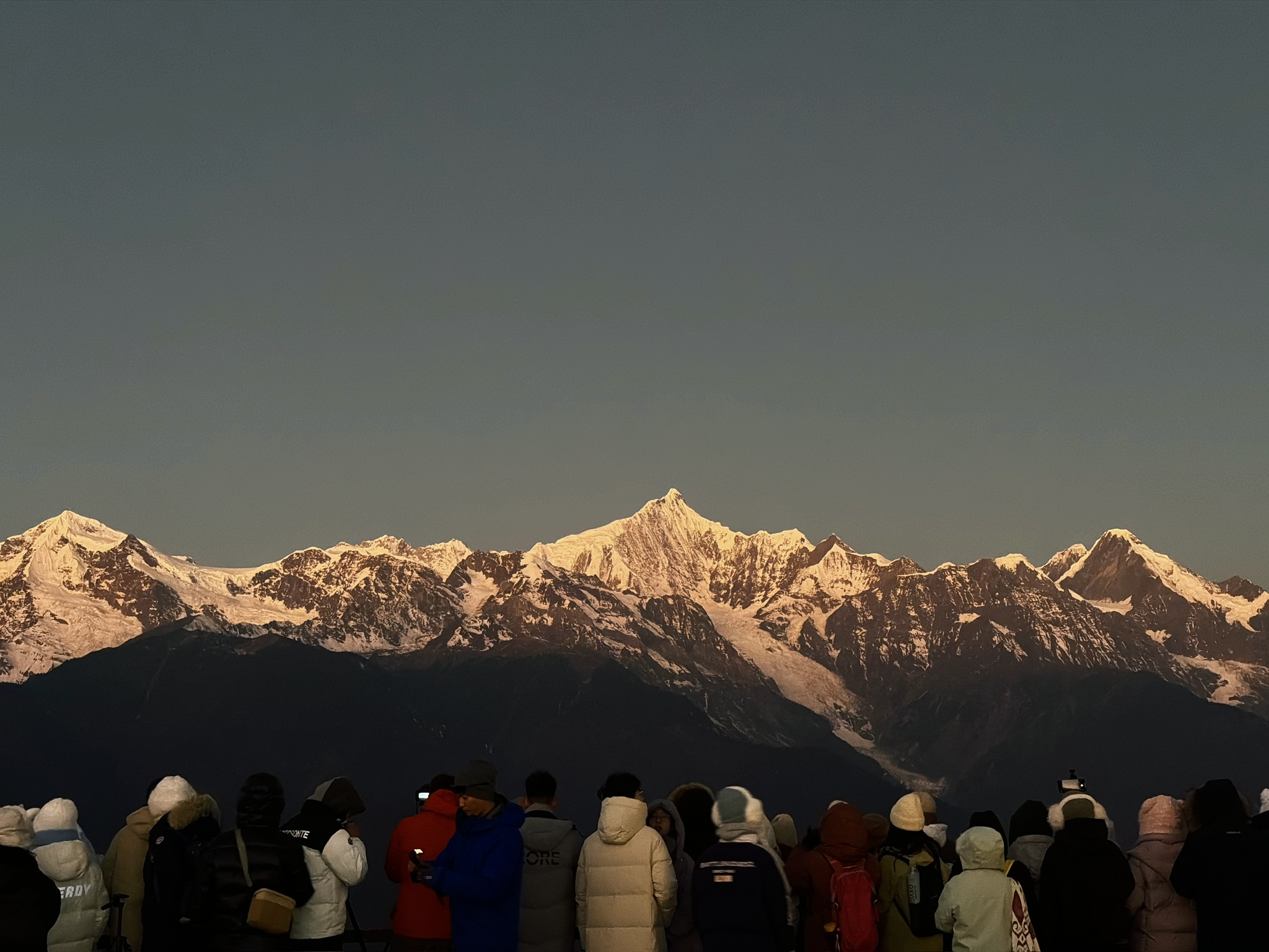 日照金山前半小时