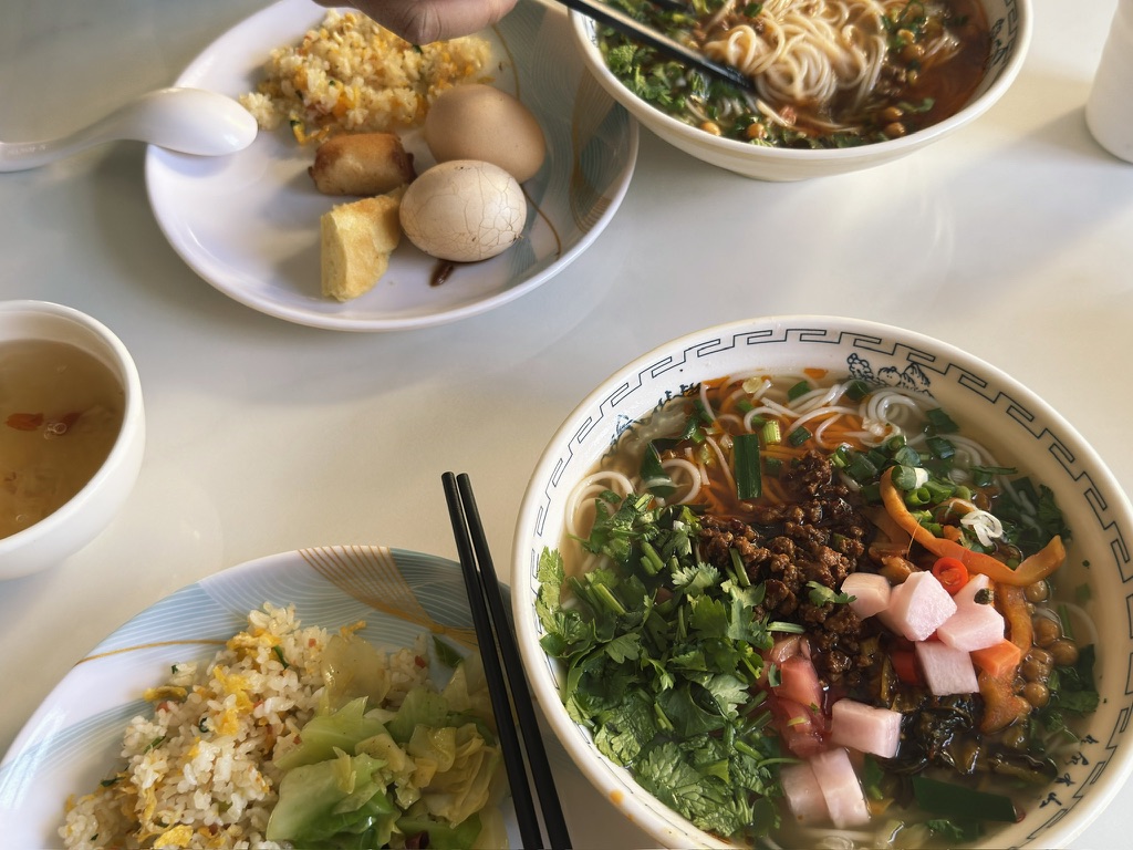 酒店早餐可以点米线