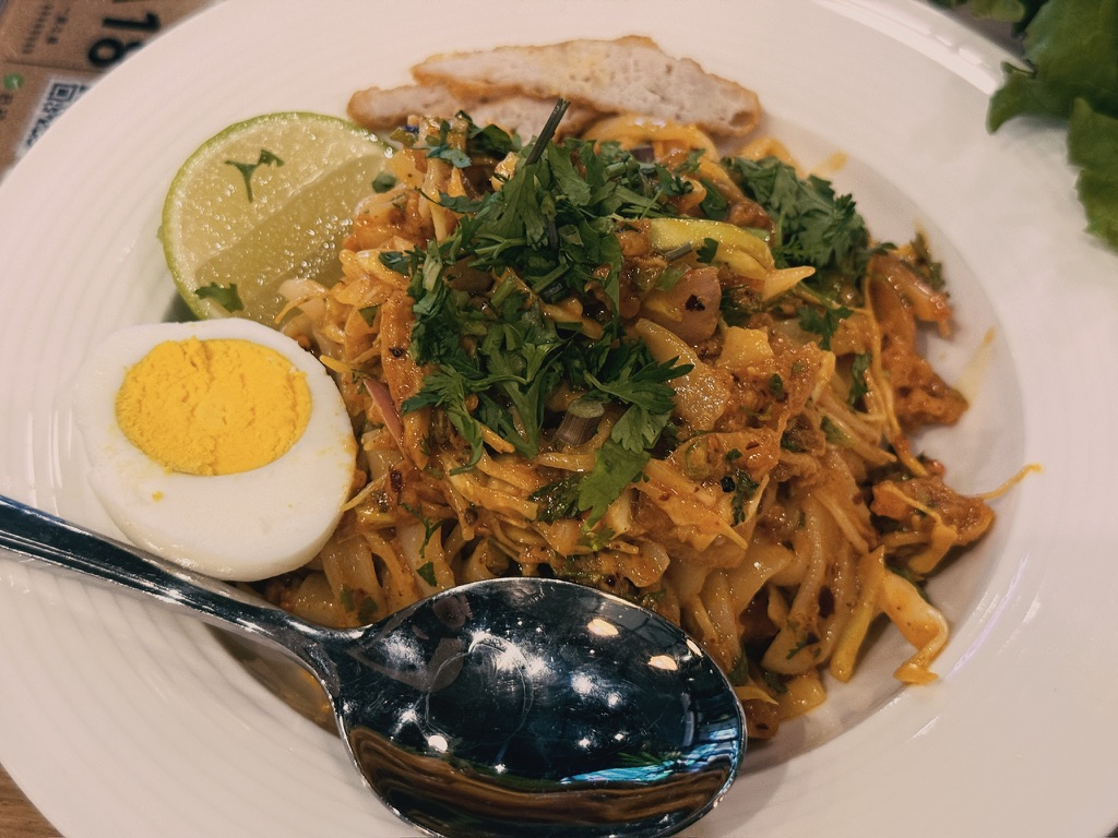 已经忘了是炒饵丝还是啥的了