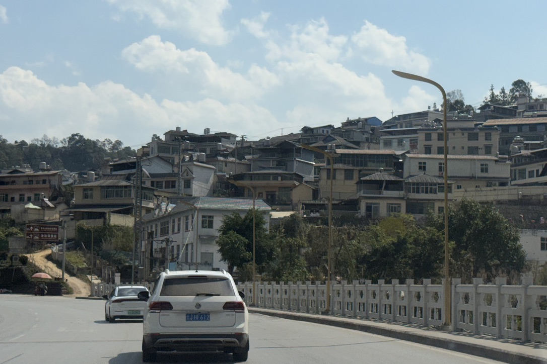 澜沧版的「高台民居」