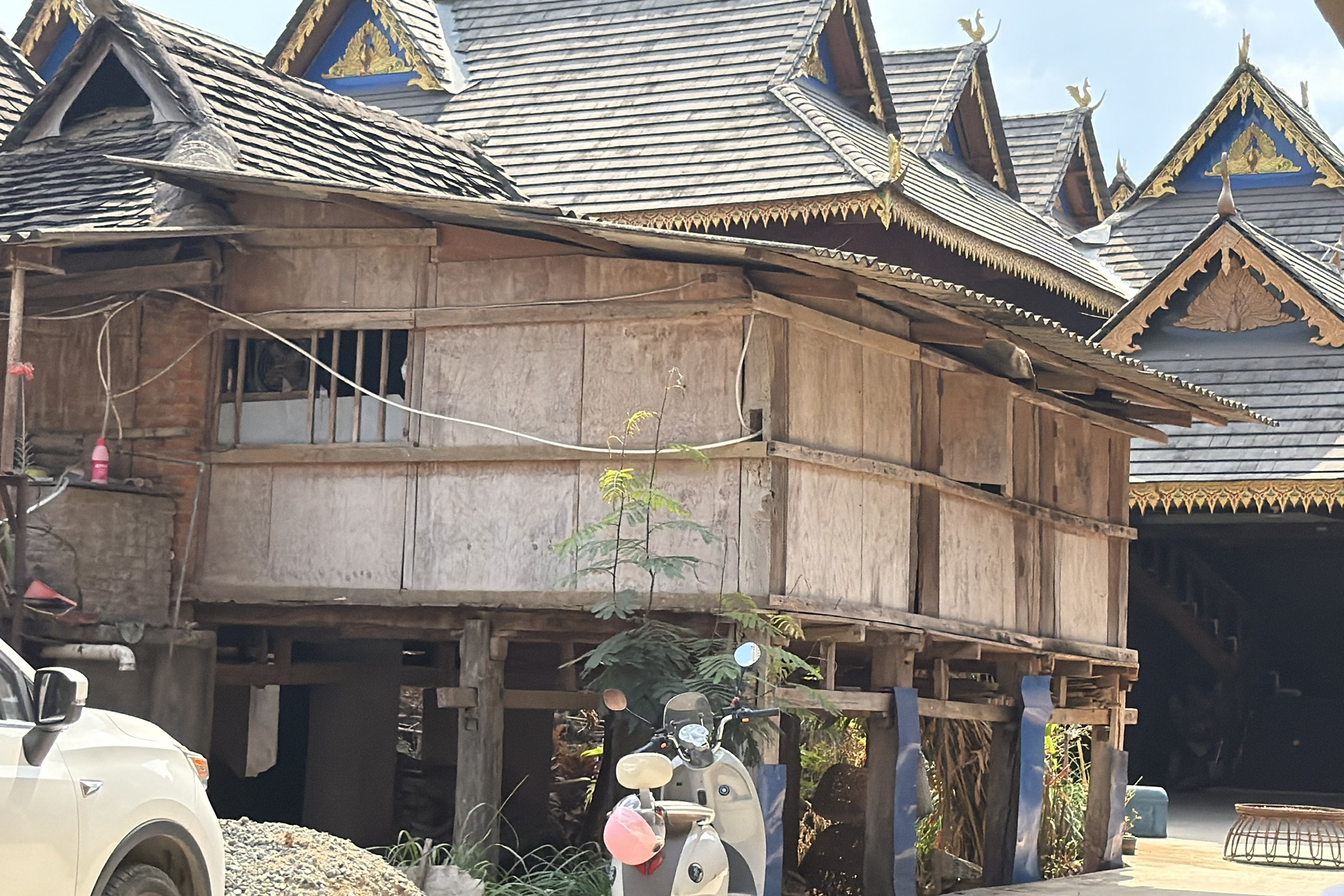 这才是真正的古村古屋吧