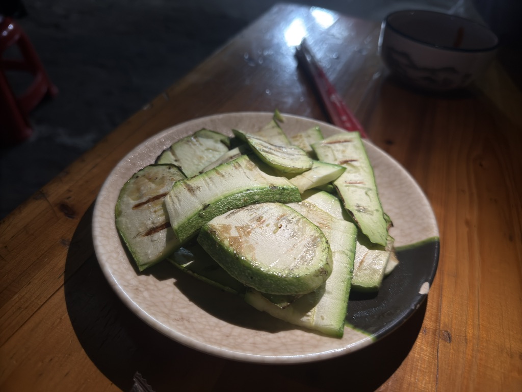 这份烤小瓜,也就是西葫芦也是非常好吃