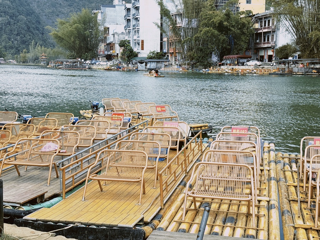 鹅泉的船，简称鹅船，就很有趣