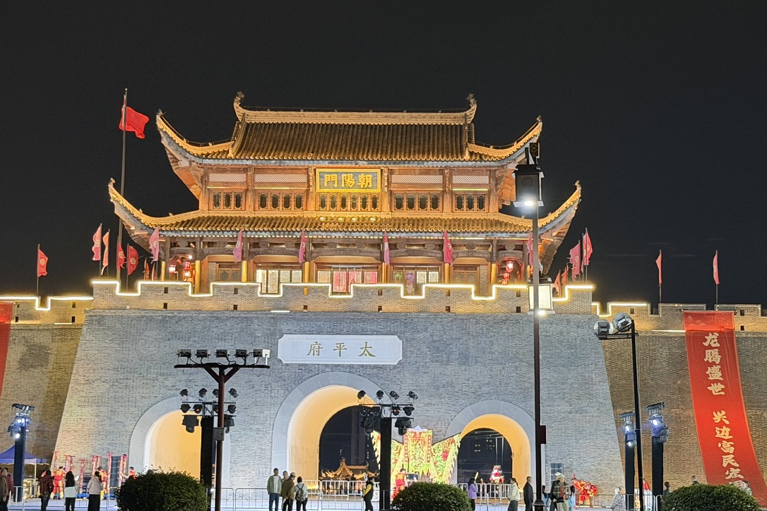 骑车五公里过江来到城北的太平古城