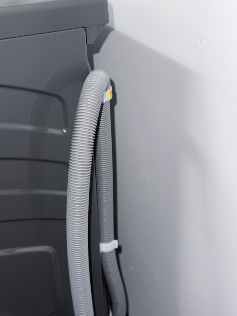 挂起来的排水管