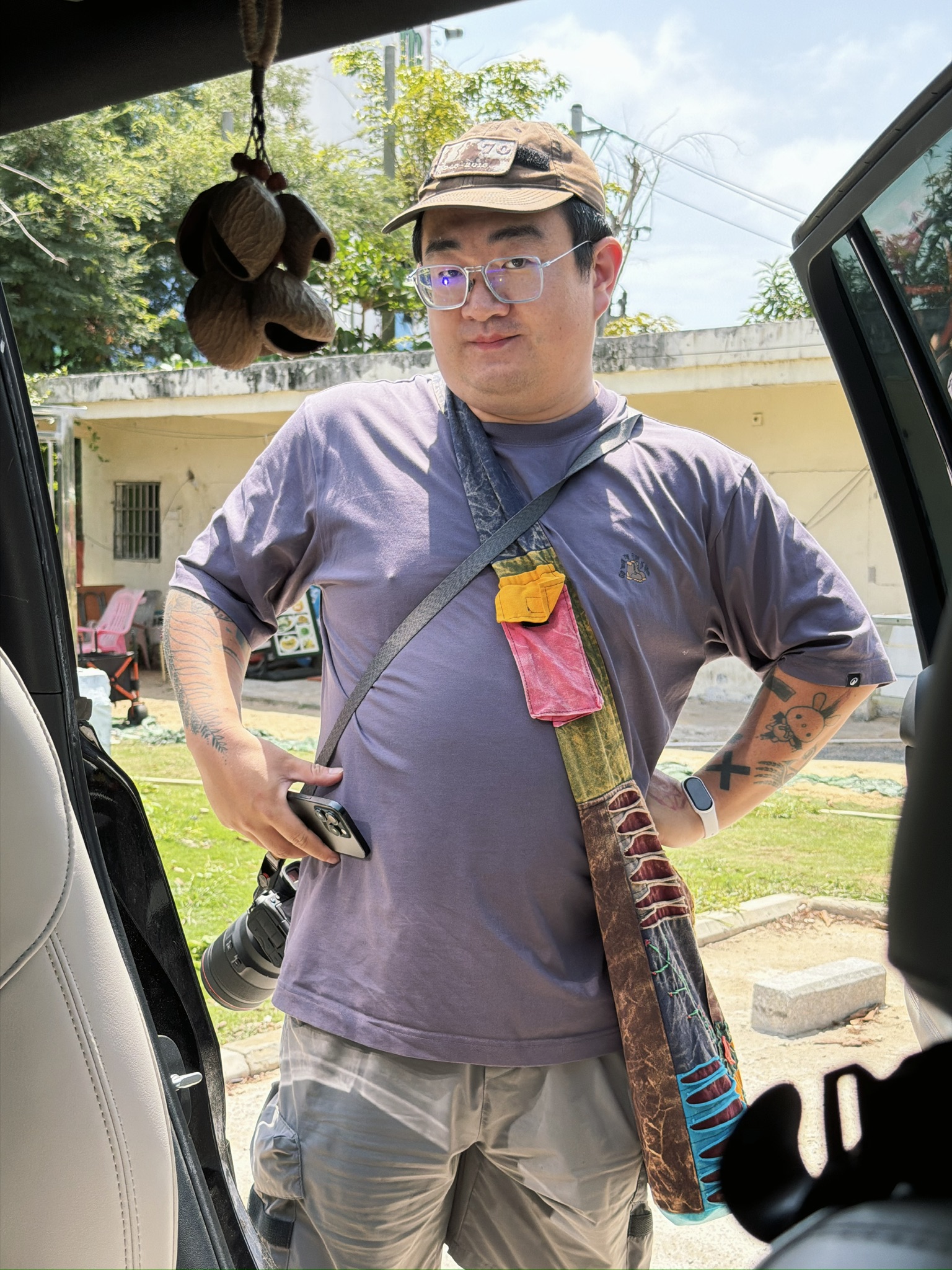 位太太偶尔会被恙儿画上烈焰红唇