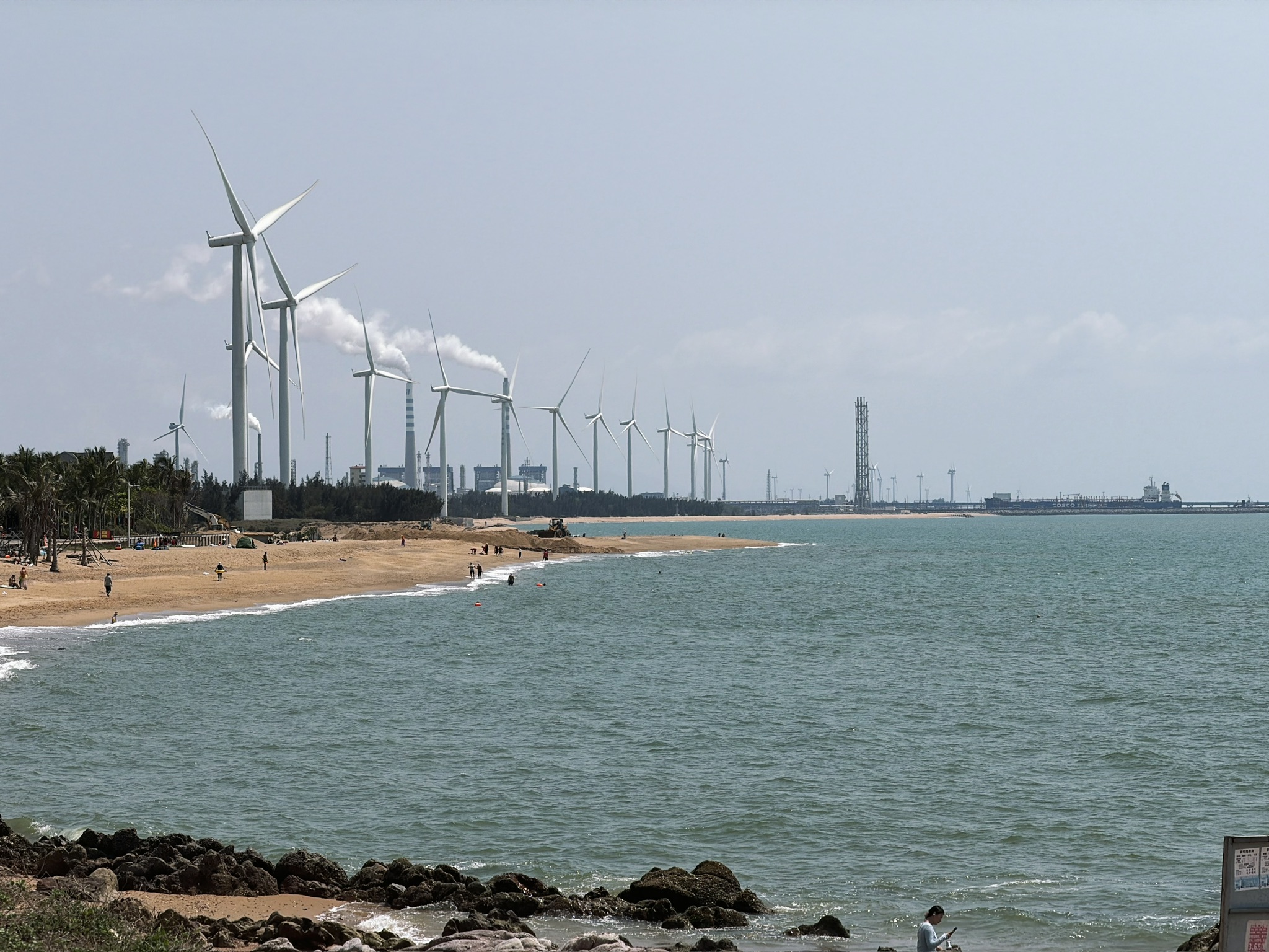 南边海岸线的风力发电