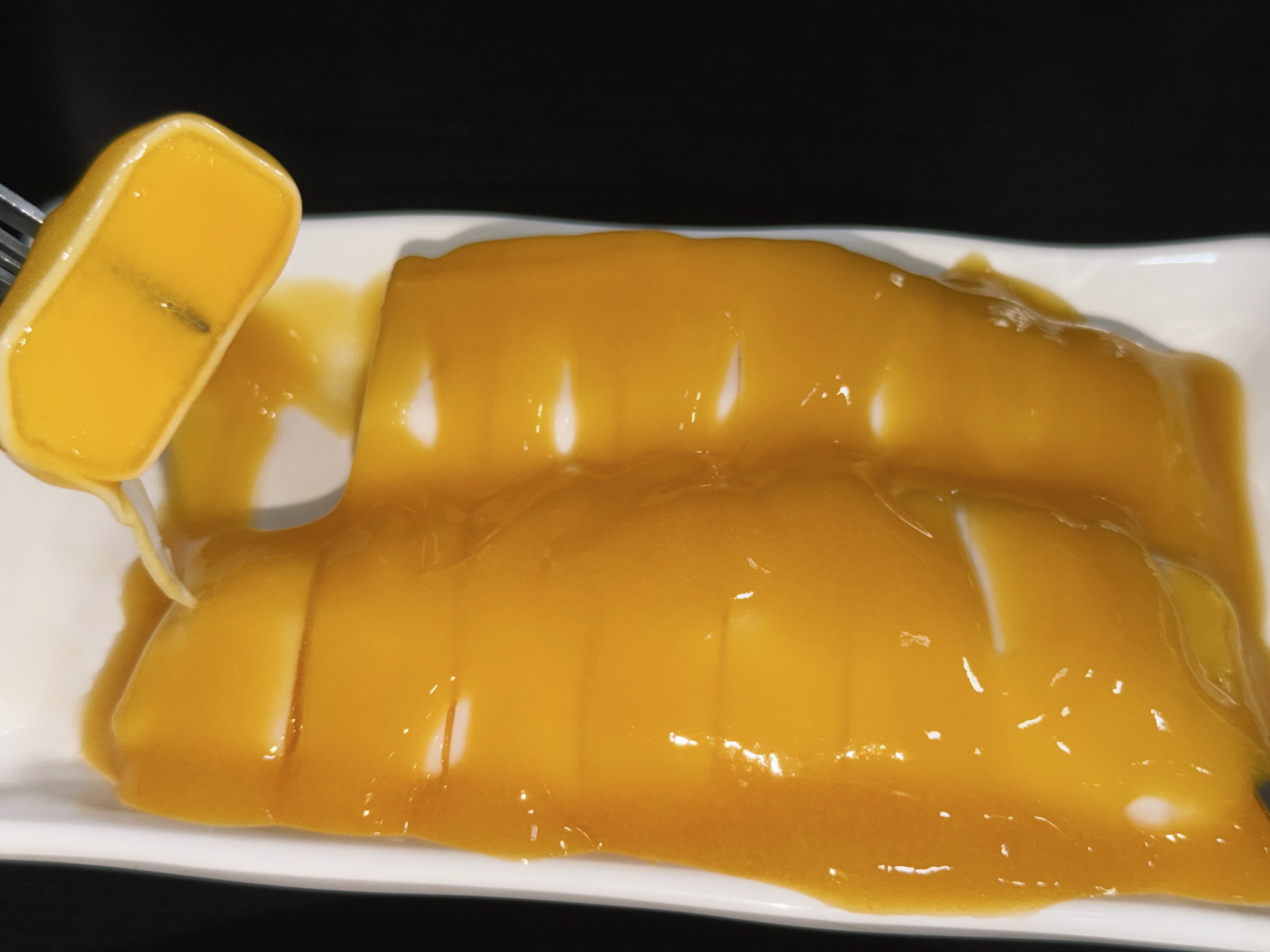 它里面是真有芒果