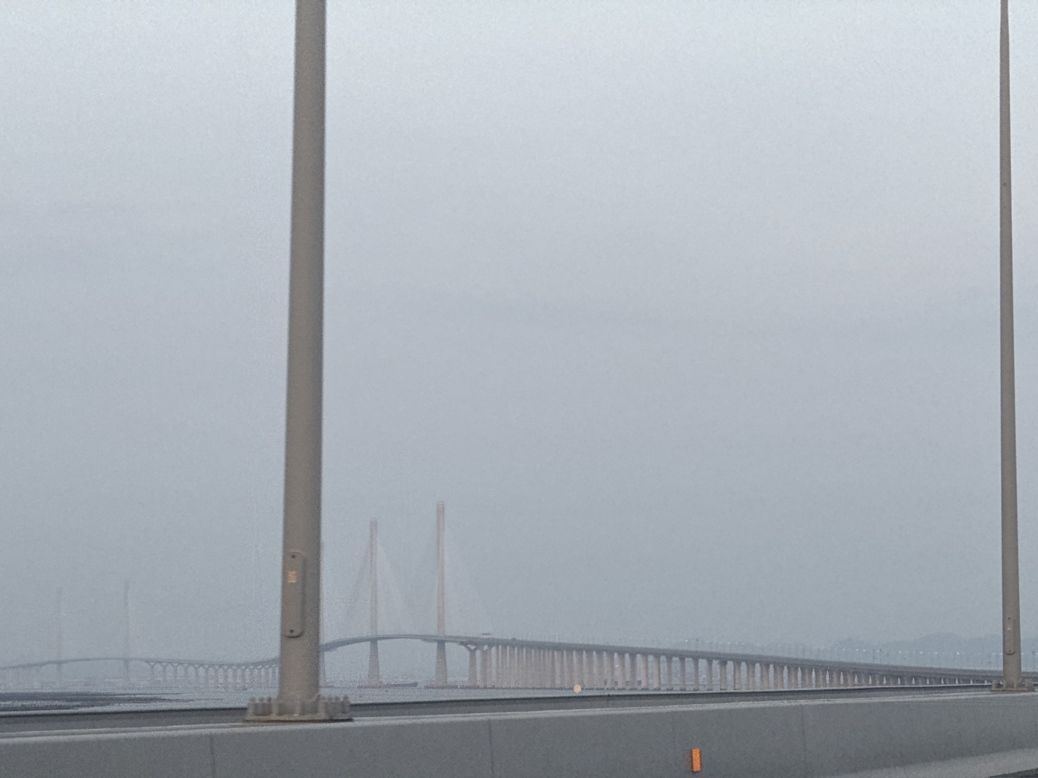 珠台高速黄茅海上的大桥