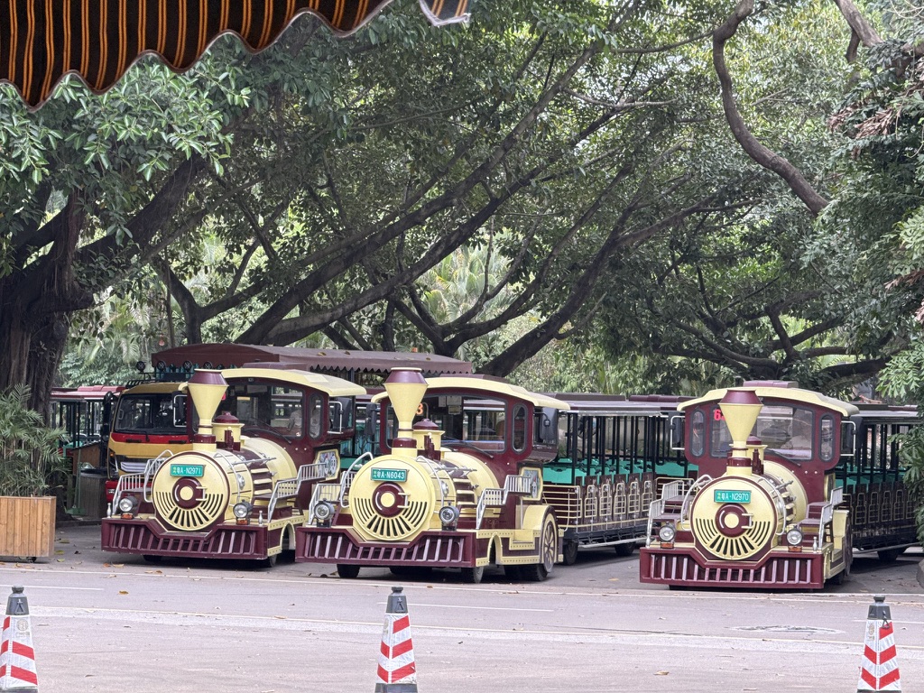 小火车一辆接一辆