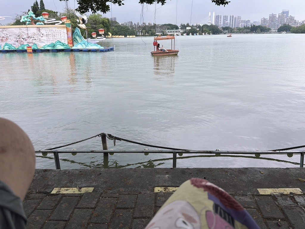 惠州西湖边坐坐