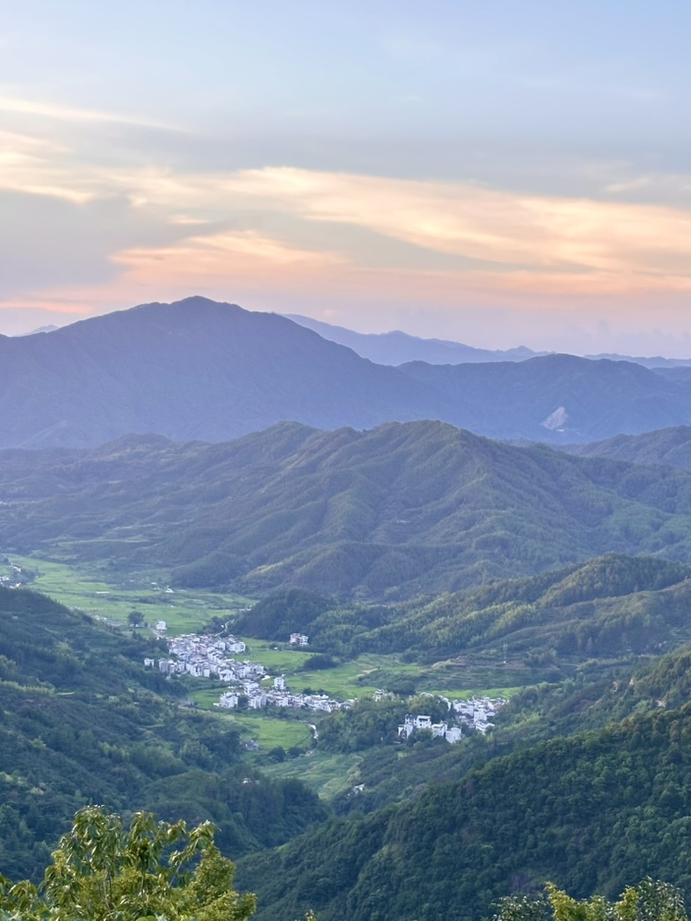 从观景台眺望篁岭